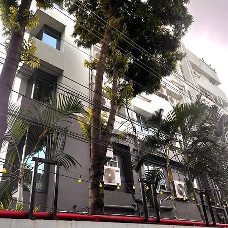 Hotel Mayfair Tower Calcutá Exterior foto